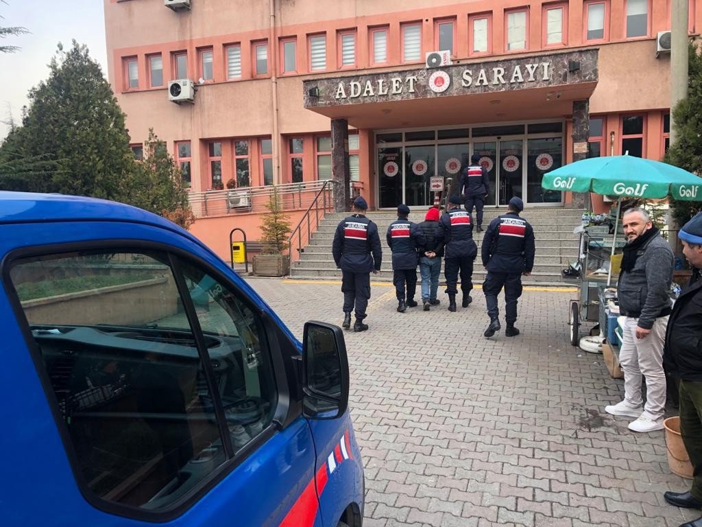 Cezaevinden çıktı, 5 gün sonra hırsızlıktan tutuklandı