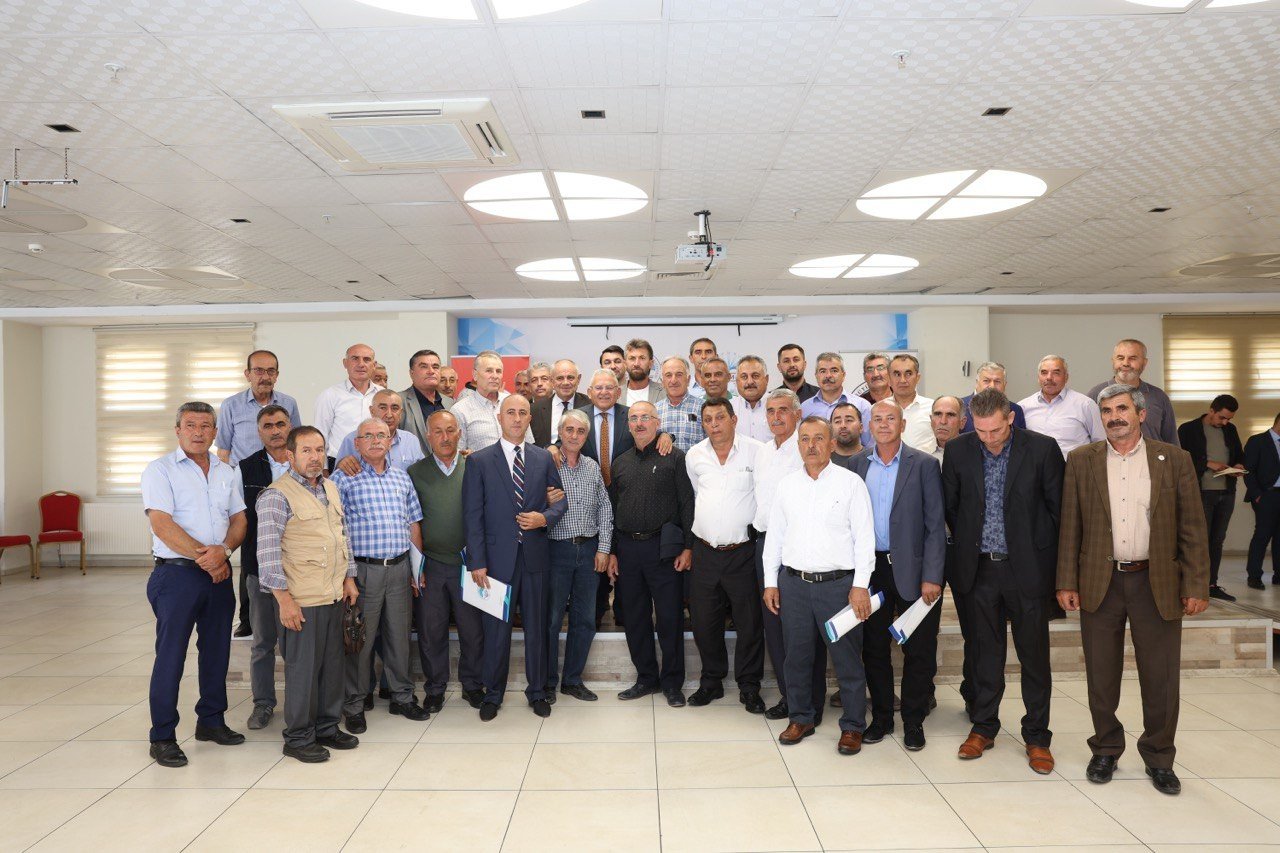 Başkan Büyükkılıç’tan 2022 yılında 16 ilçeye 100 ziyaret