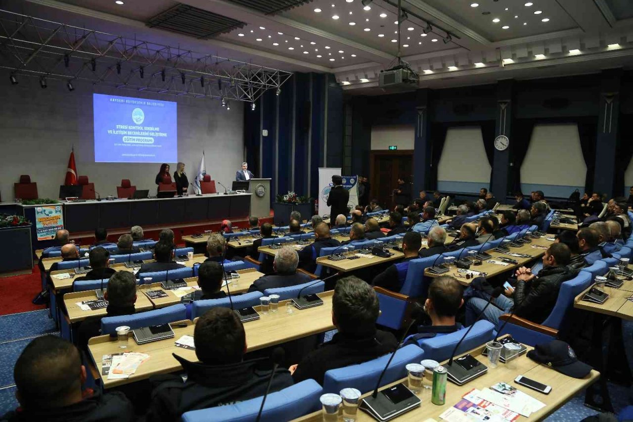 Büyükşehir’den zabıta ekiplerine eğitim semineri