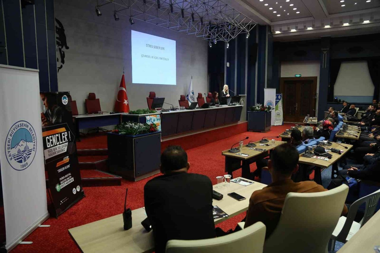 Büyükşehir’den zabıta ekiplerine eğitim semineri