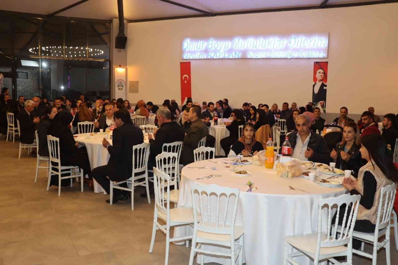 Başkan Kaplan, yeni yıl yemeğinde personeli ile buluştu