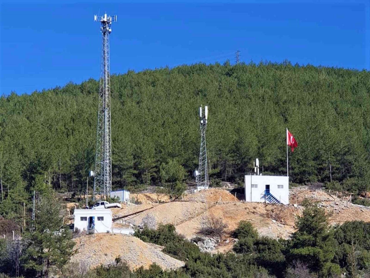 Ula’da içme suyu depolarını yeniliyor