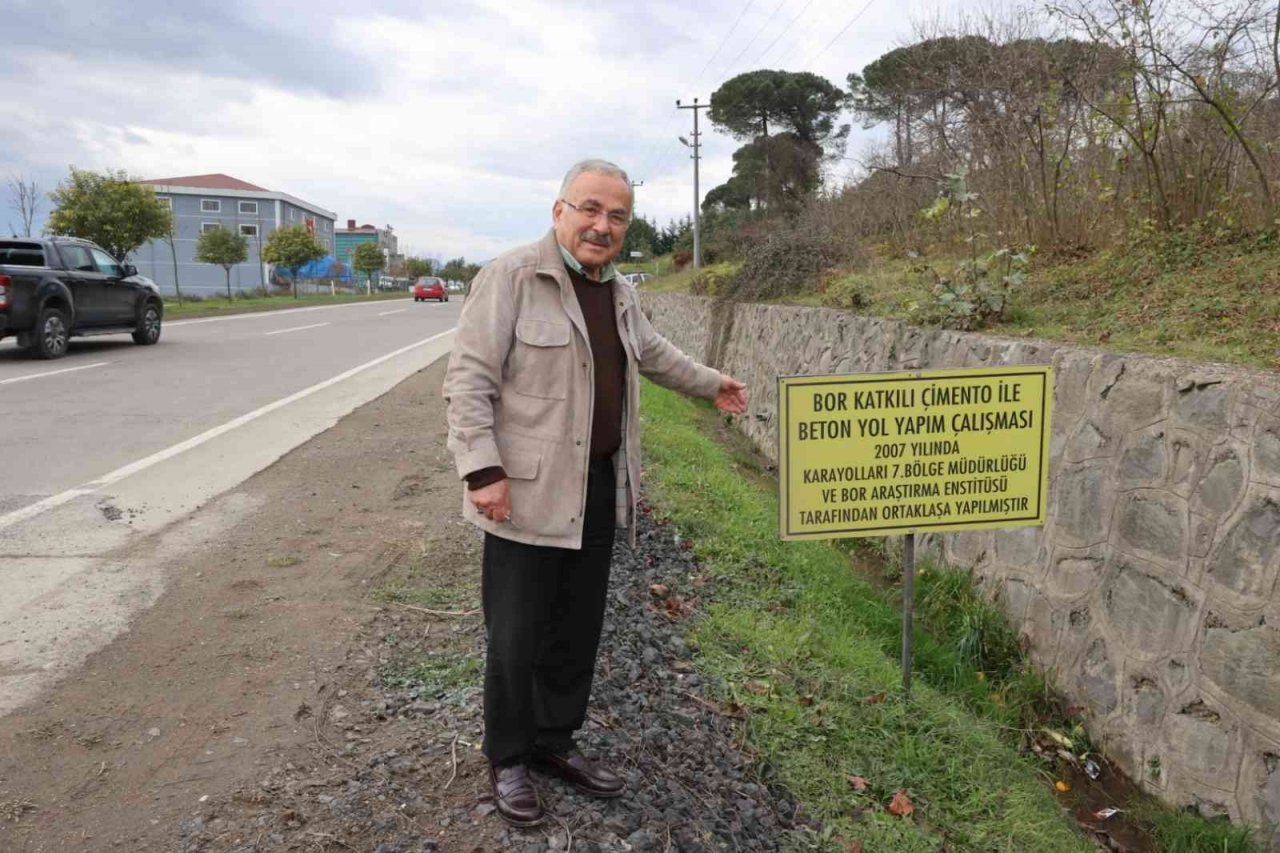 15 yıldır bozulmayan yol