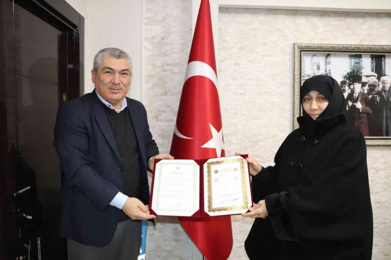 46 yaşından sonra hafız oldu