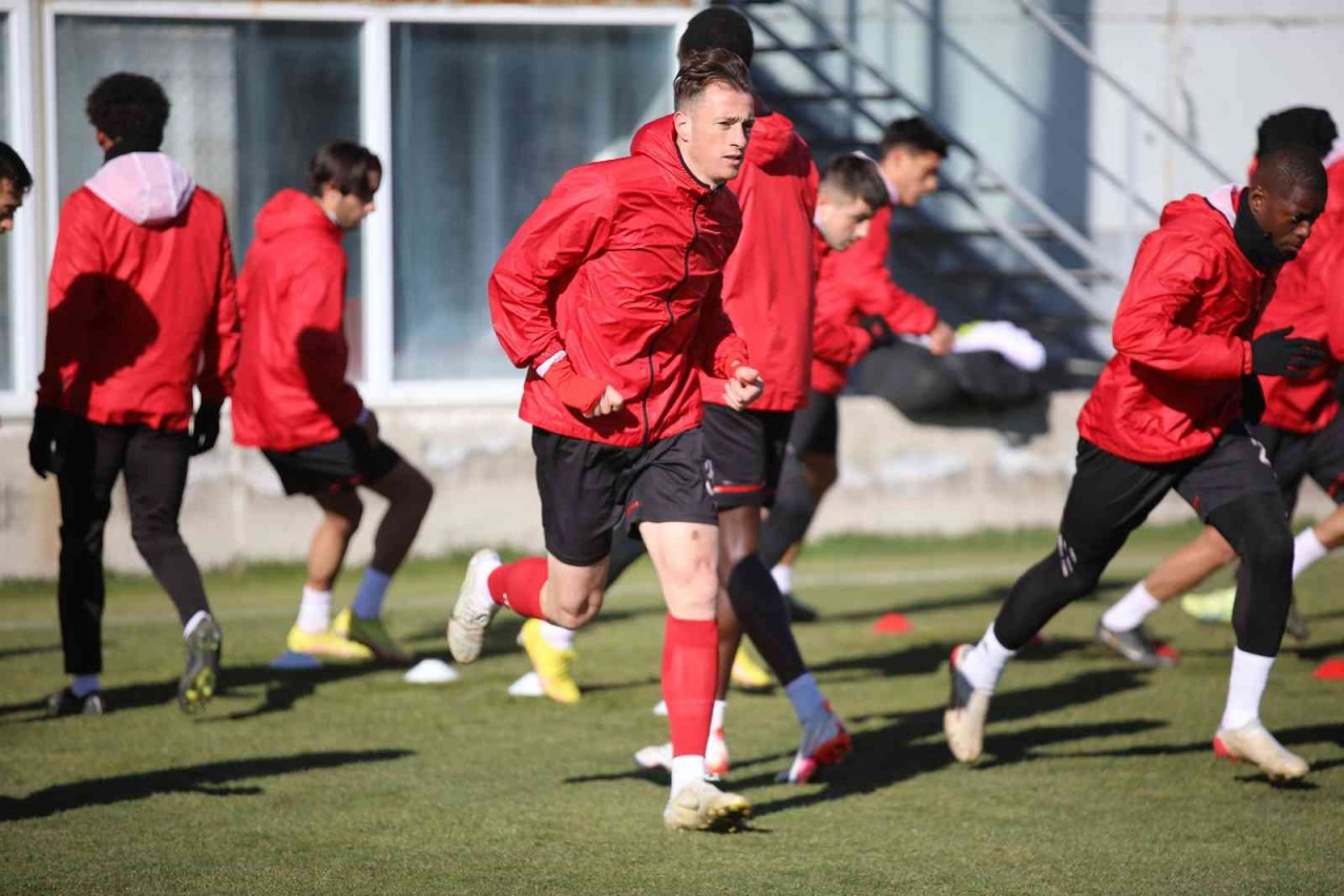 Sivasspor’da Konya maçı hazırlıkları sürüyor