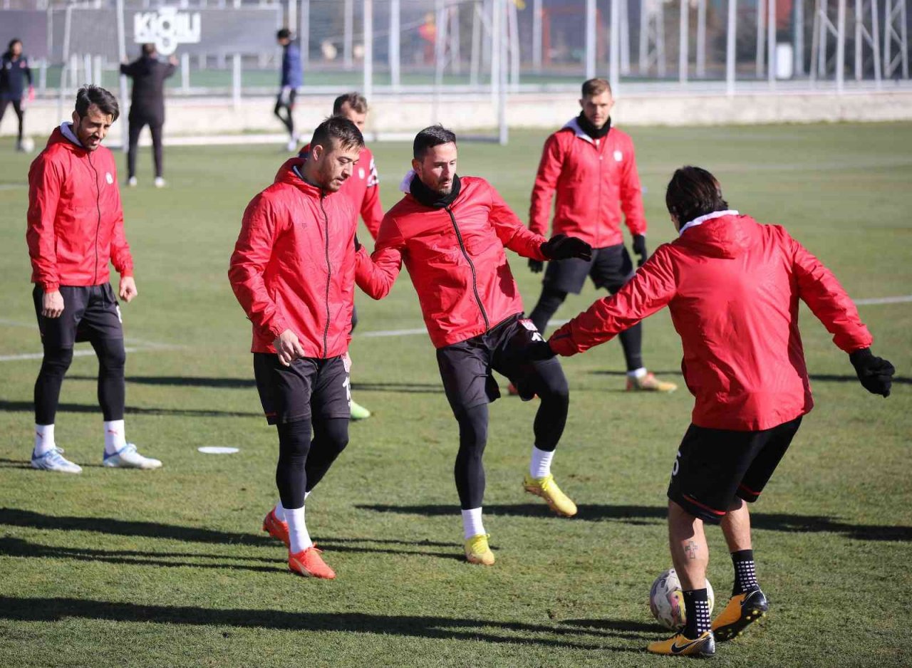 Sivasspor’da Konya maçı hazırlıkları sürüyor