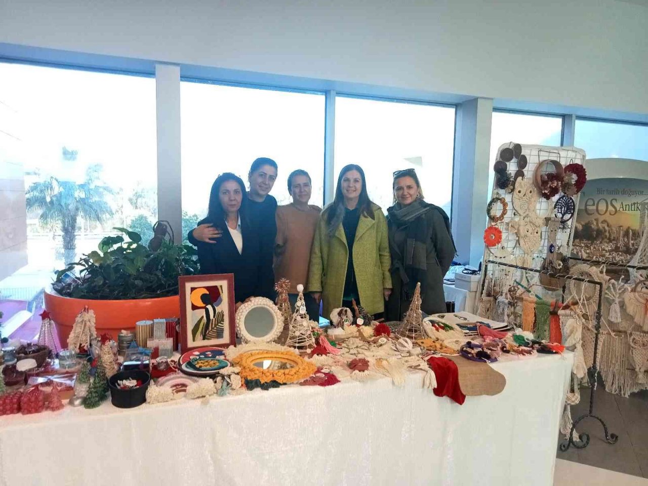 Semtevleri hem üretiyor hem kazanıyor