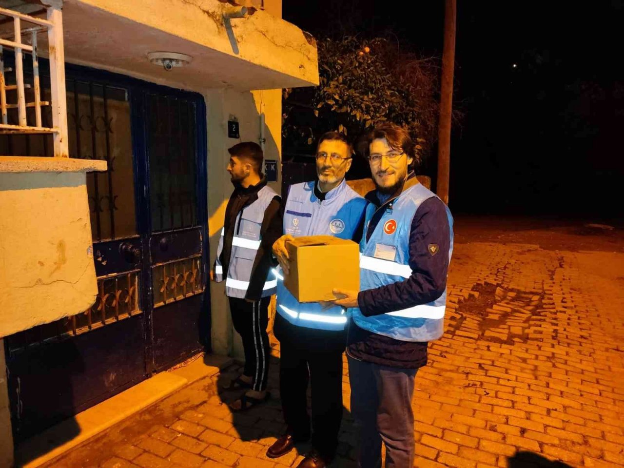 Aydın’da gençler ihtiyaç sahiplerine nefes oluyor