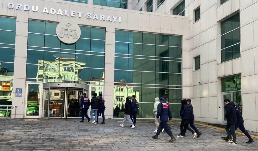 Ordu’da 5 evden hırsızlık yapan 7 kişi yakalandı, 2’si tutuklandı