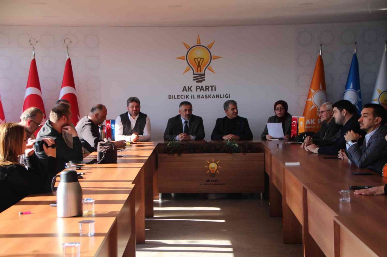 AK Parti, CHP’li Bilecik Belediyesinin 3 yıllık performans değerlendirdi
