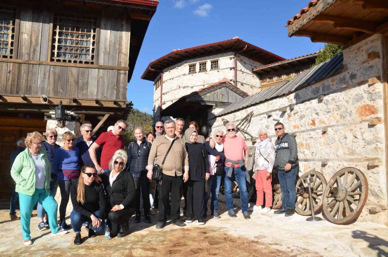 Terk edilmiş köye 1 yılda 80 bin ziyaretçi