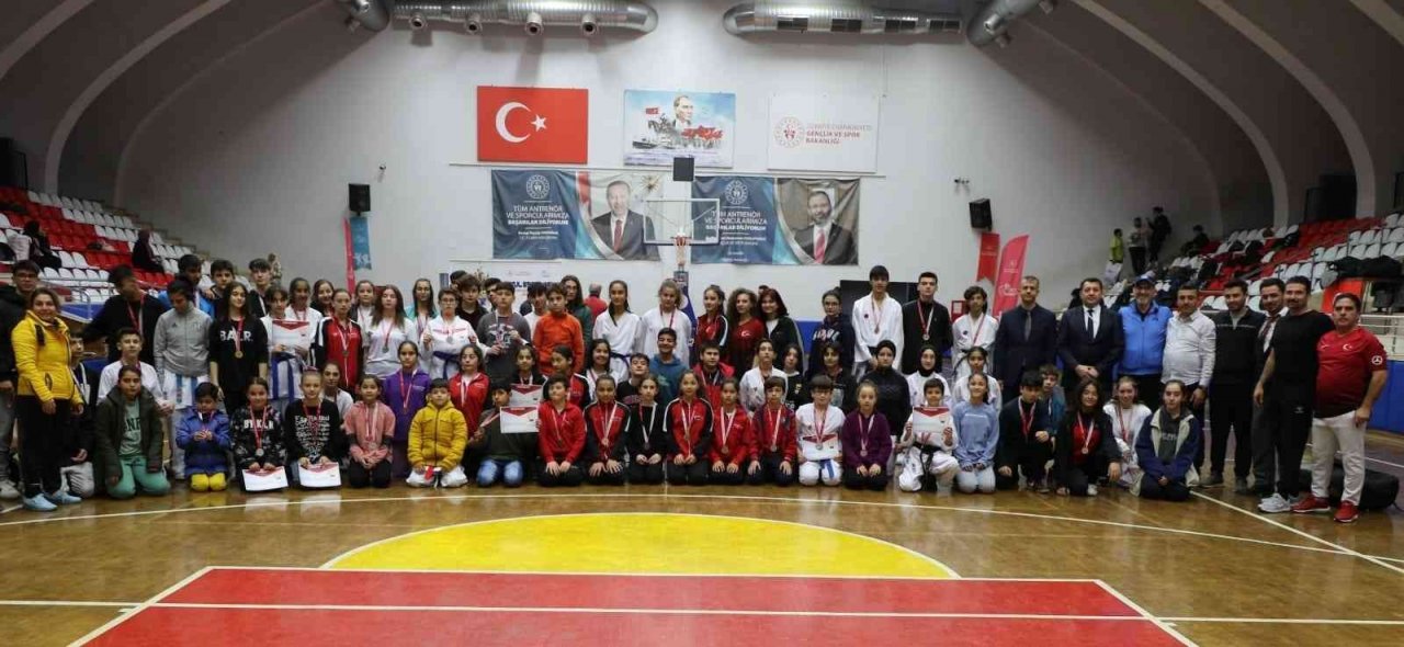 Aydın’da karate il birincileri belli oldu
