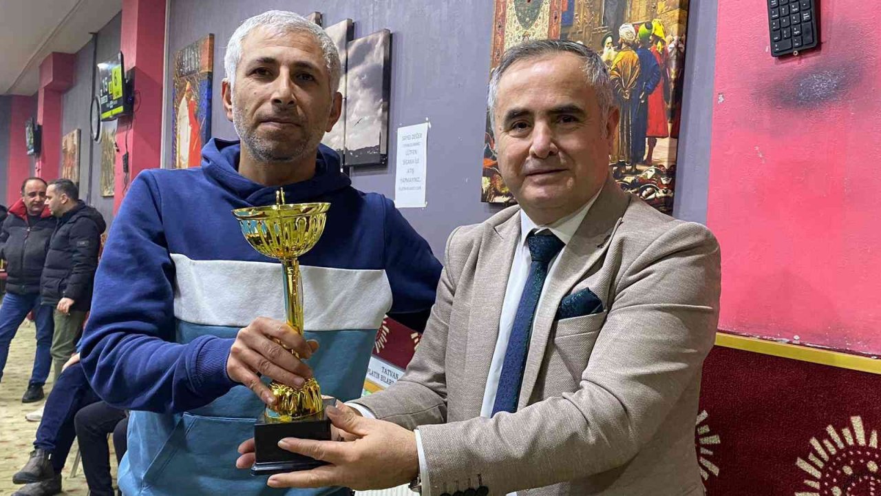 Tatvan’da öğrenciler yararına “Bilardo Turnuvası” düzenlendi