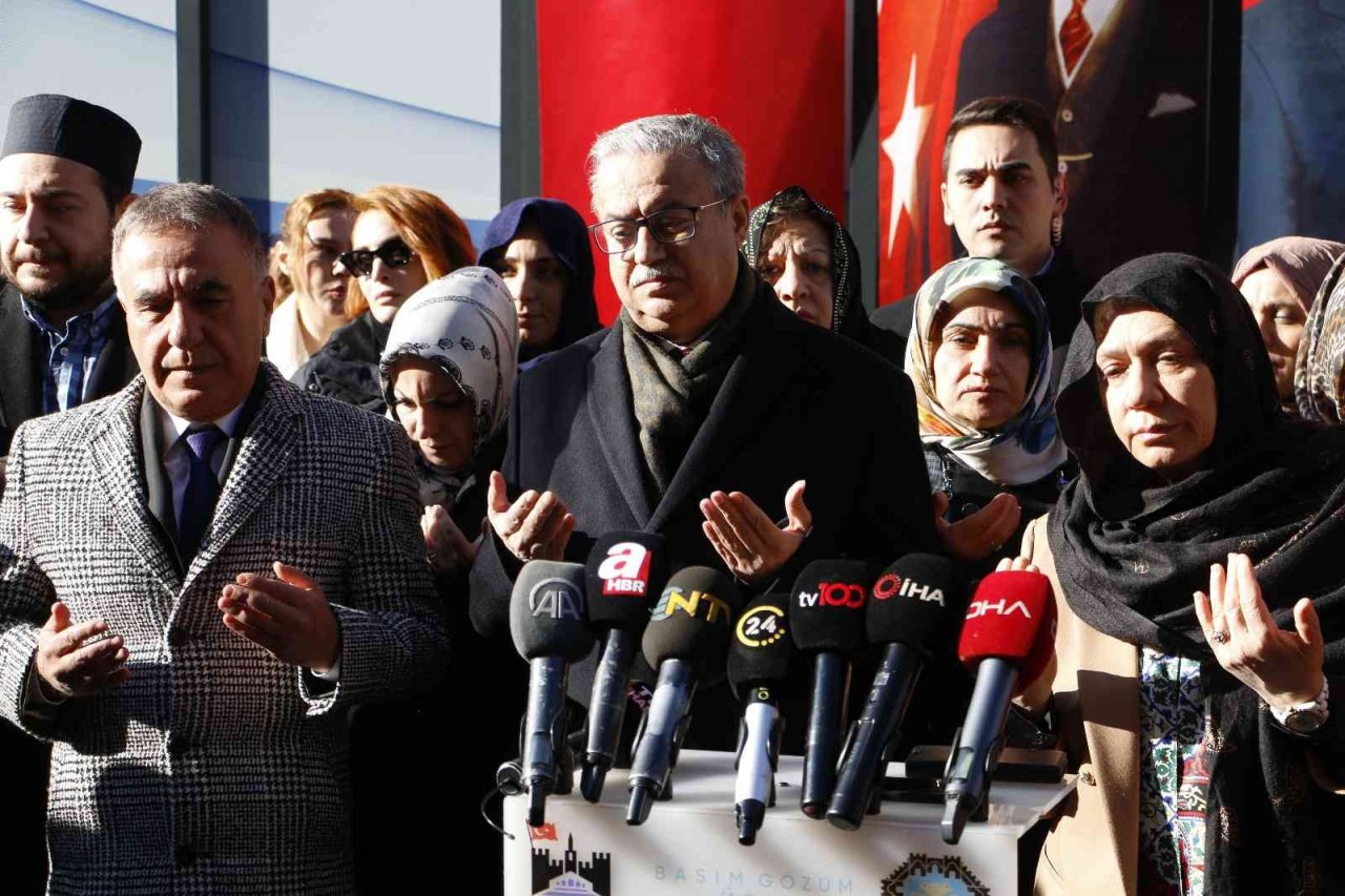 Diyarbakır’da ’3 Ocak eğitim şehitleri’ anıldı