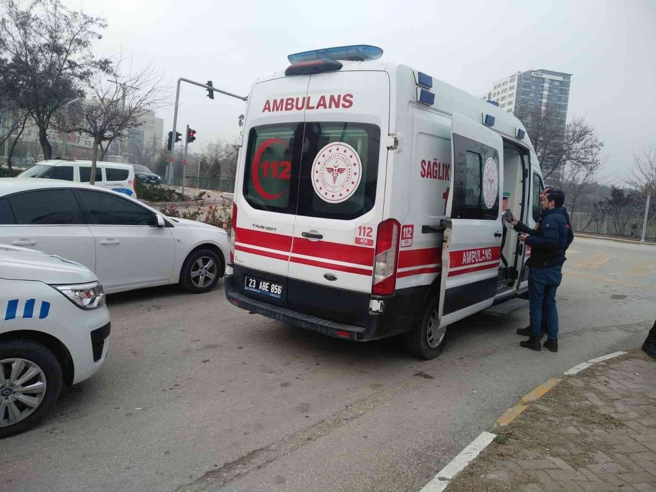 Elazığ’da bıçaklı kavga: 1 yaralı