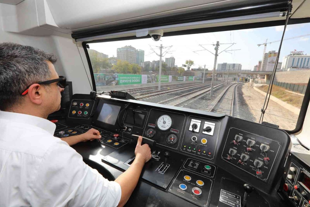 Açılışını Cumhurbaşkanı Erdoğan’ın yaptığı Gaziray’da ücretsiz binişler ay daha uzatıldı