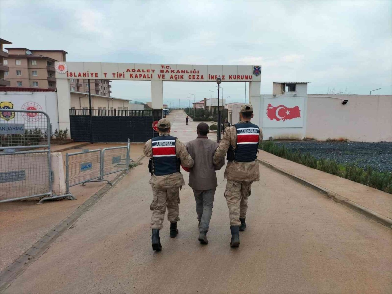 Faili meçhul hırsızlık şüphelilerini jandarma yakaladı: 31 gözaltı