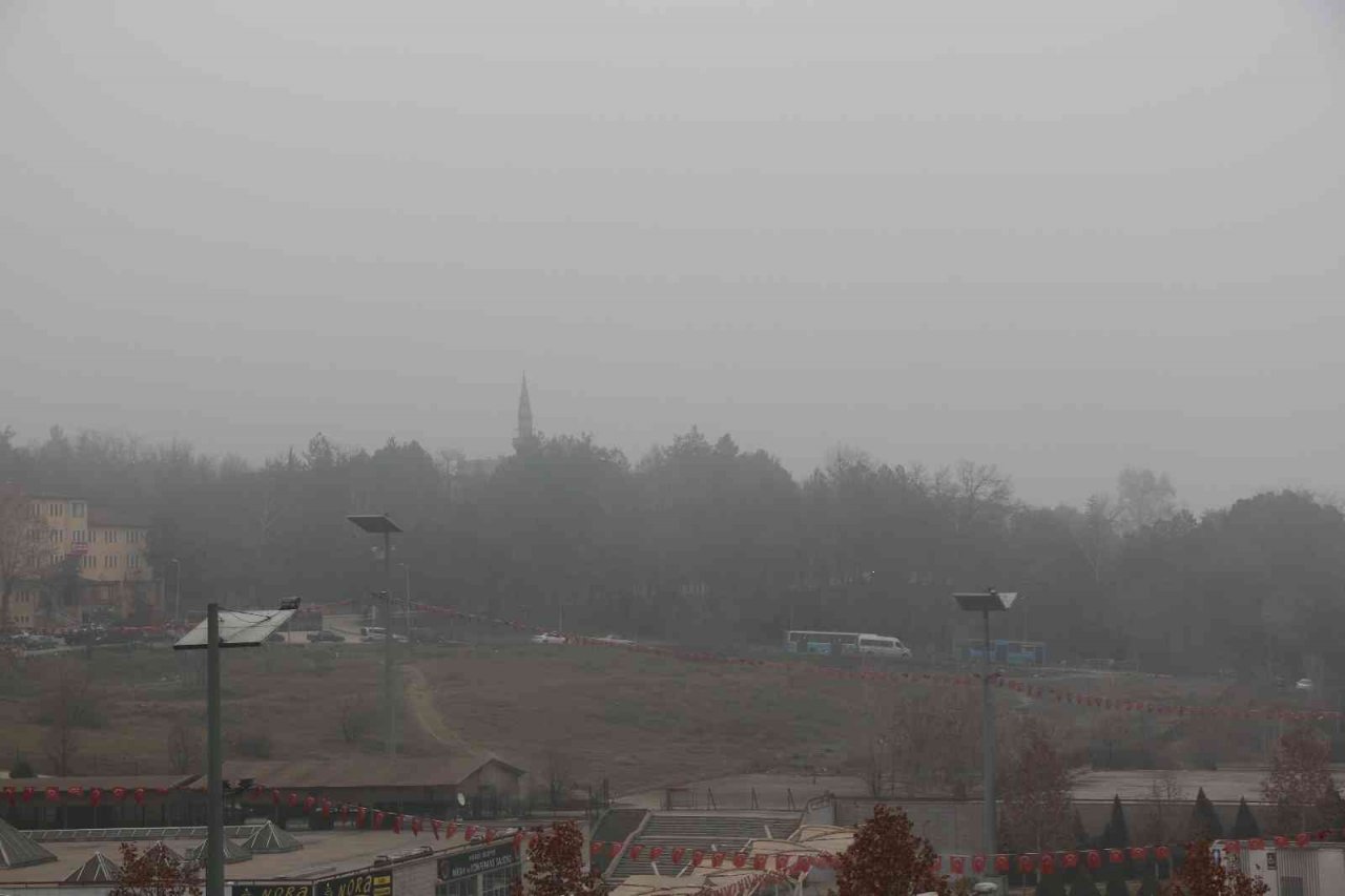 Karabük’te sis etkisini hafta sonuna kadar sürdürecek