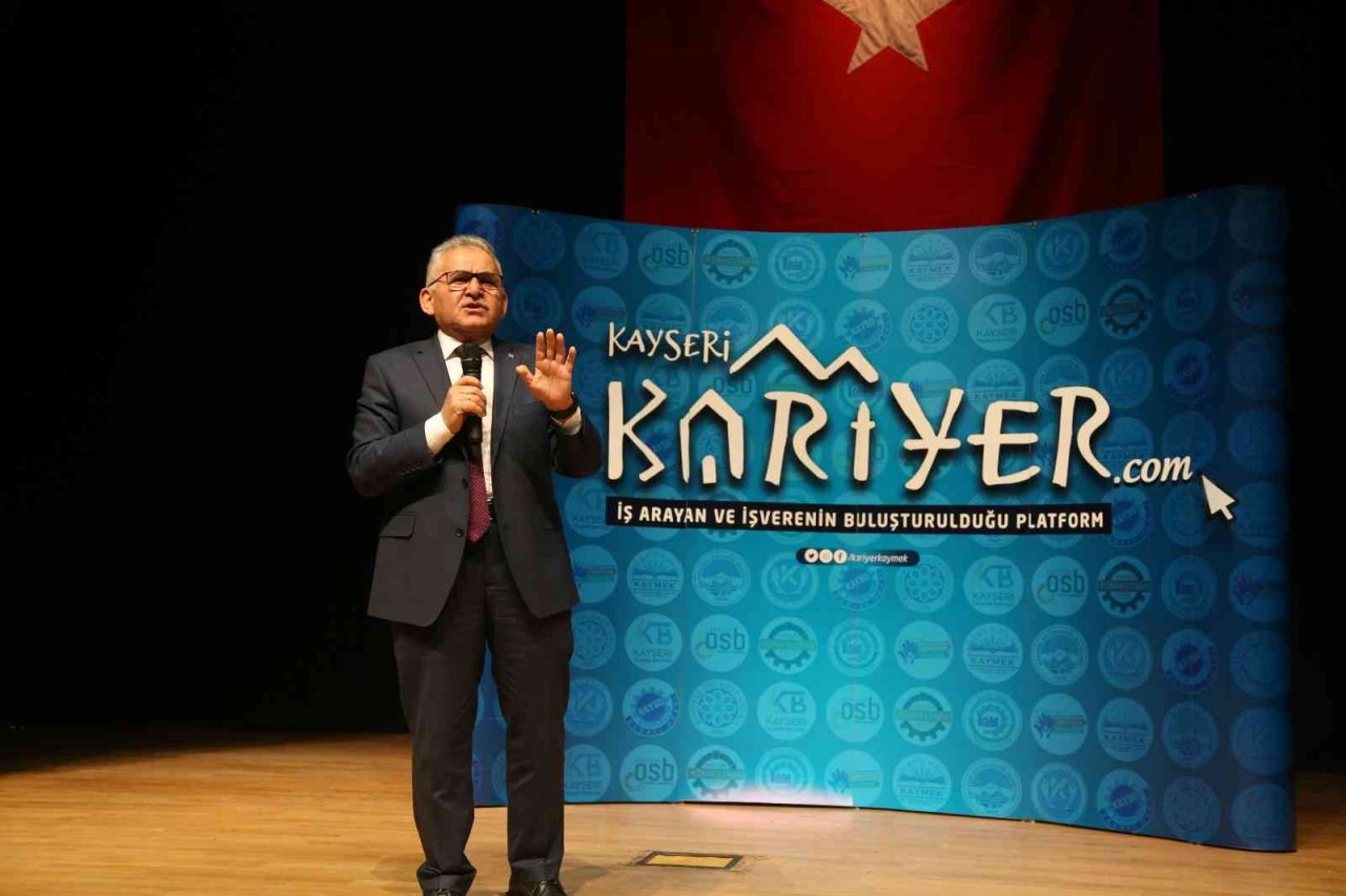 Kayseri Kariyer Merkezi, 1 yılda 857 kişiye iş imkânı sağladı