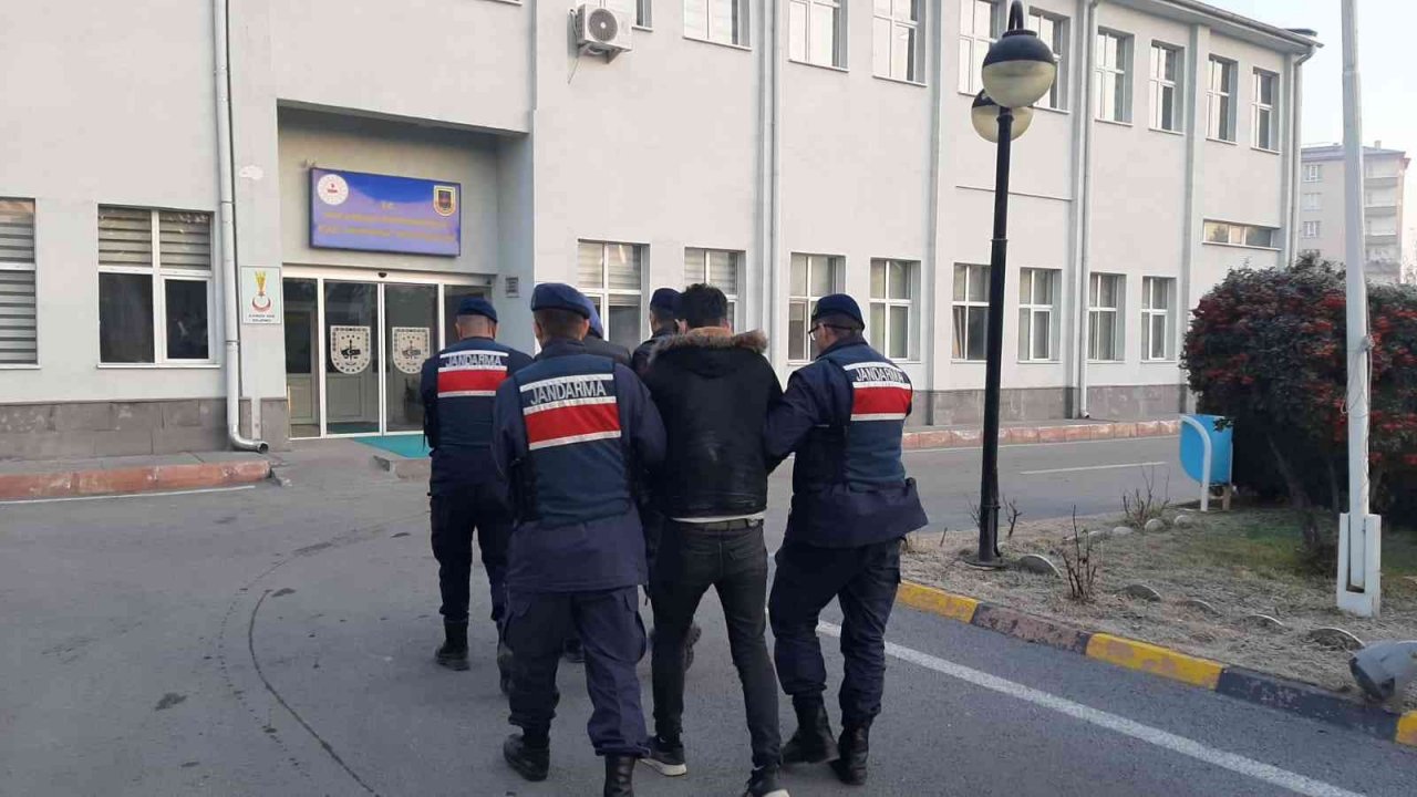 Kayseri’de DEAŞ Üyesi 2 Kişi Yakalandı