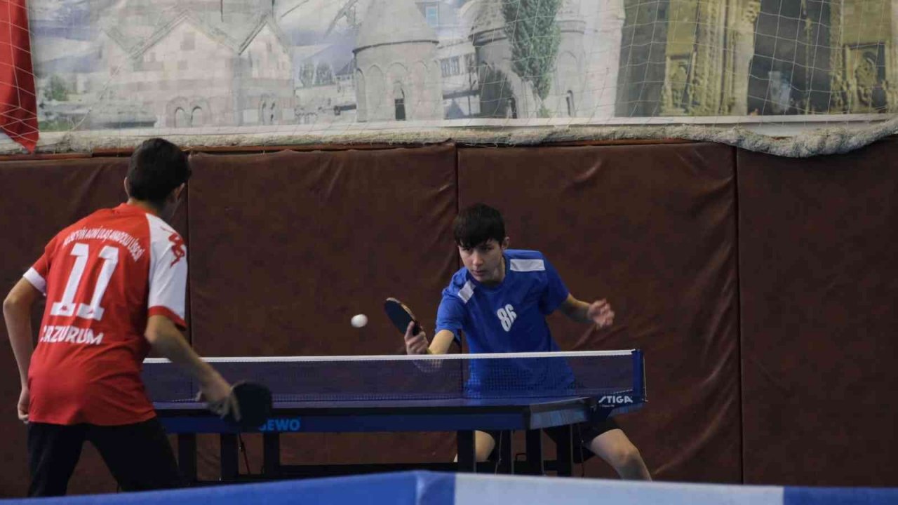 Masa tenisinde şampiyonlar belli oldu