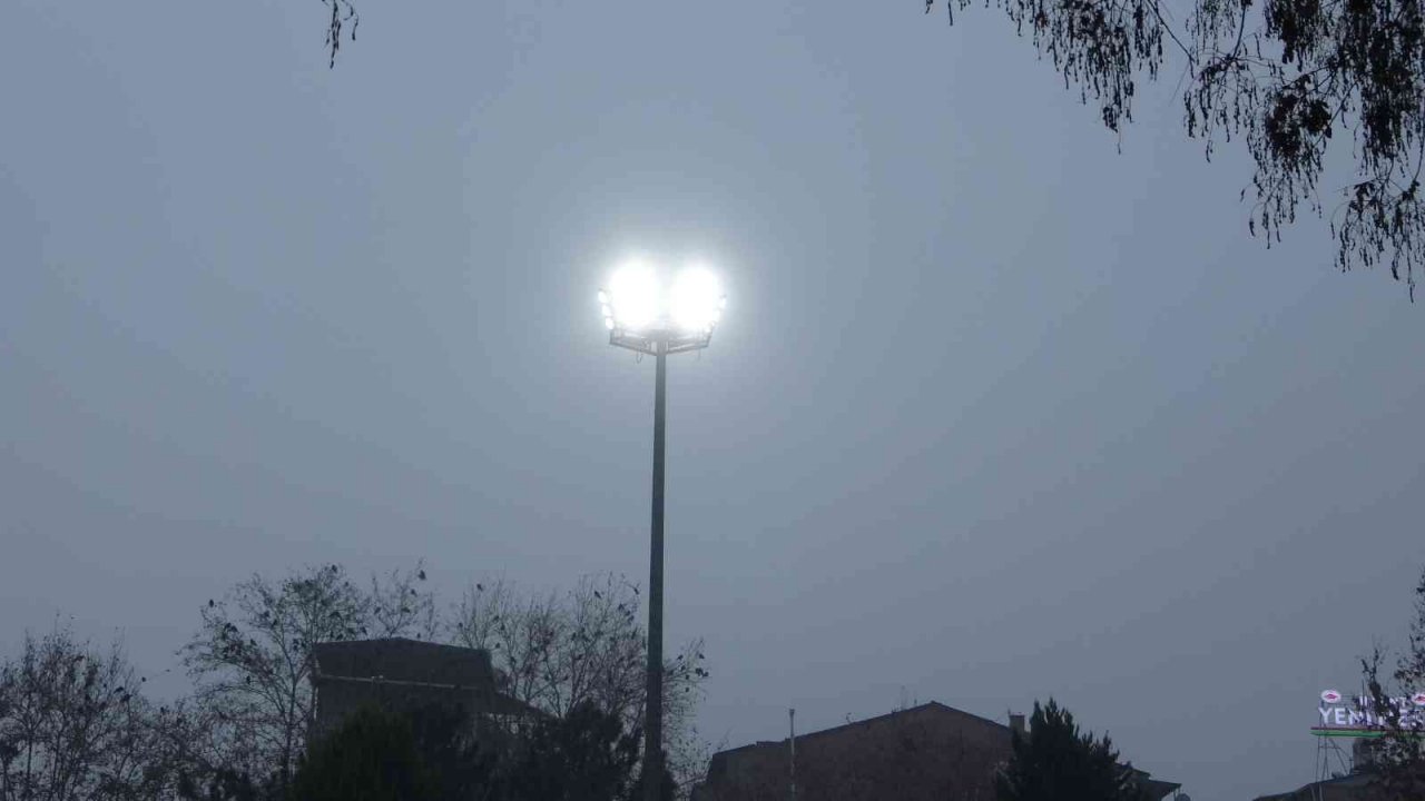 Malatya’da sis etkisini sürdürüyor