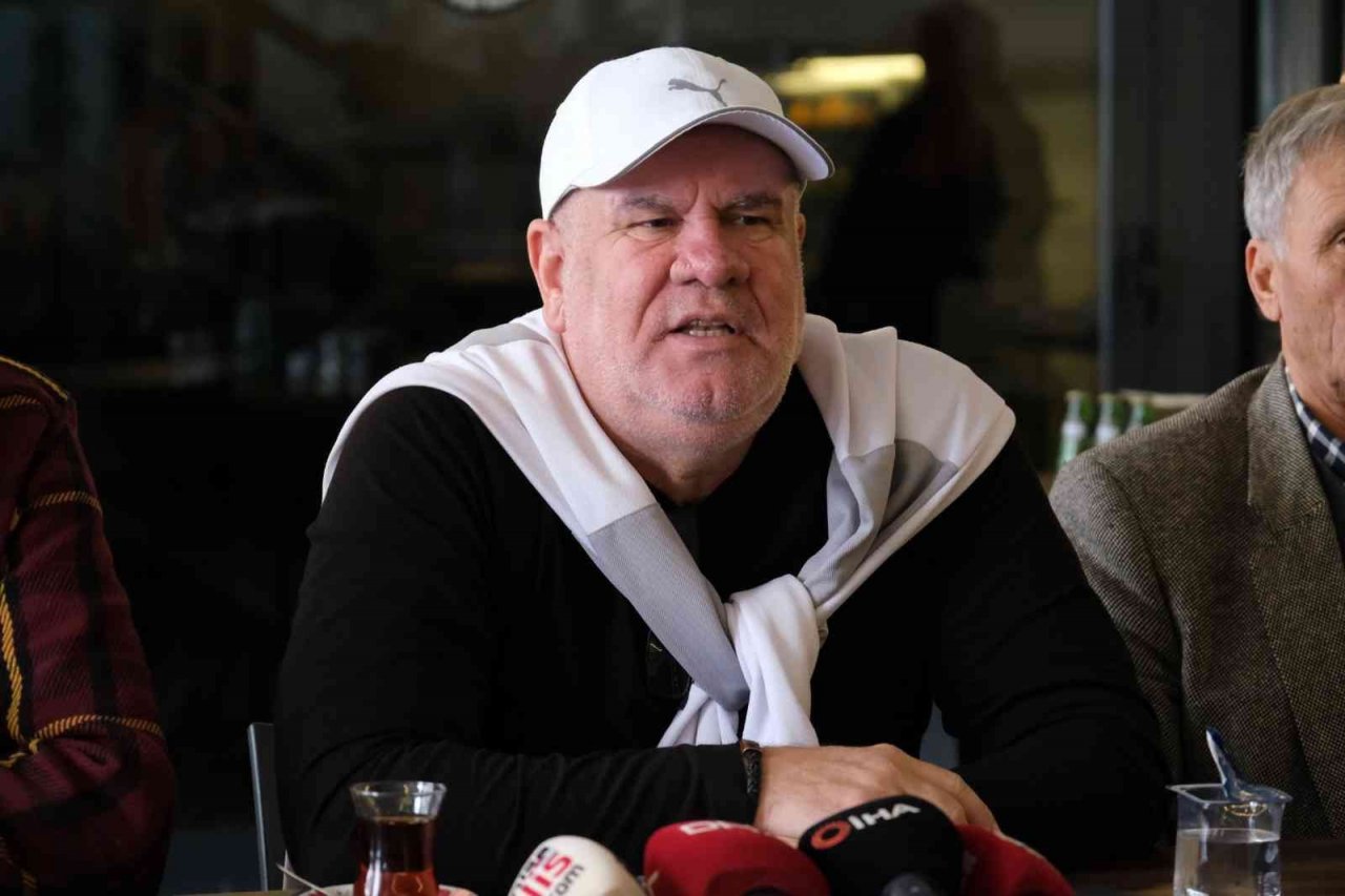 Teknik Direktör Levent Eriş ilk yarıyı değerlendirdi