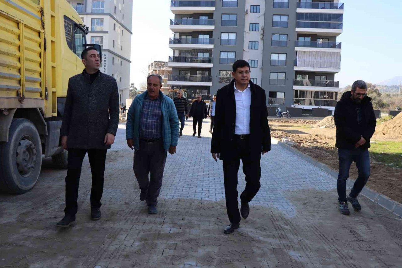 Başkan Özcan, Nazilli’de yol çalışmalarını inceledi