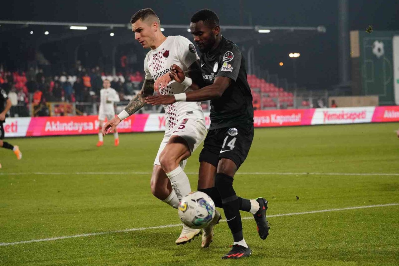 Spor Toto Süper Lig: Ümraniyespor: 2 - Hatayspor: 2 (Maç sonucu)