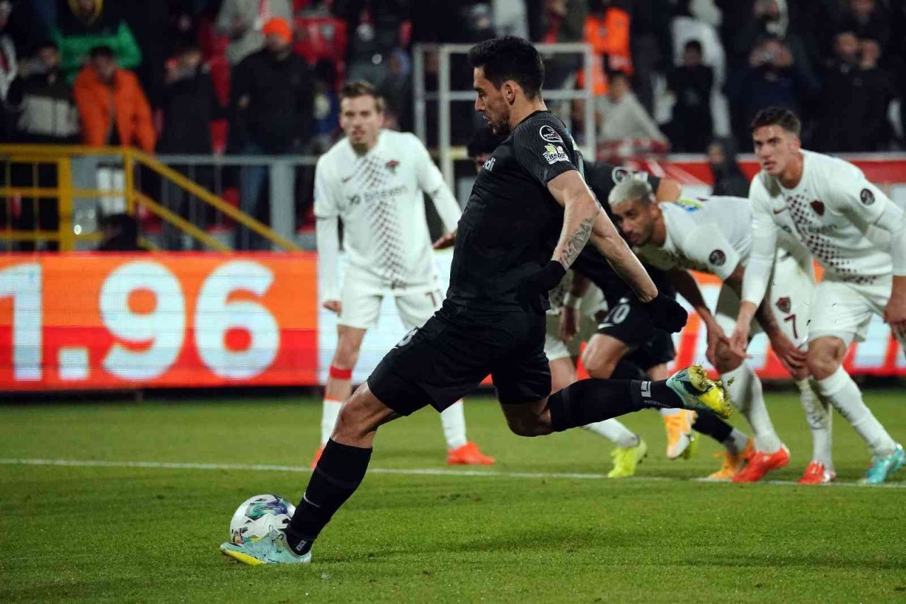 Spor Toto Süper Lig: Ümraniyespor: 2 - Hatayspor: 2 (Maç sonucu)