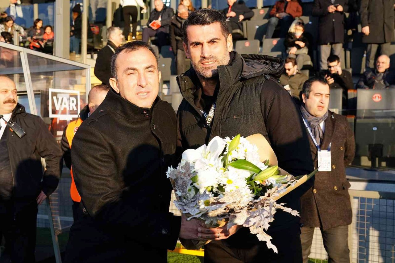 Spor Toto Süper Lig: Ümraniyespor: 0 - Hatayspor: 1 (Maç devam ediyor)