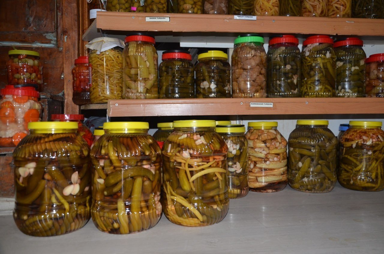 Çorum’un yöresel lezzeti İskilip turşusu kooperatif marketlerde satılacak