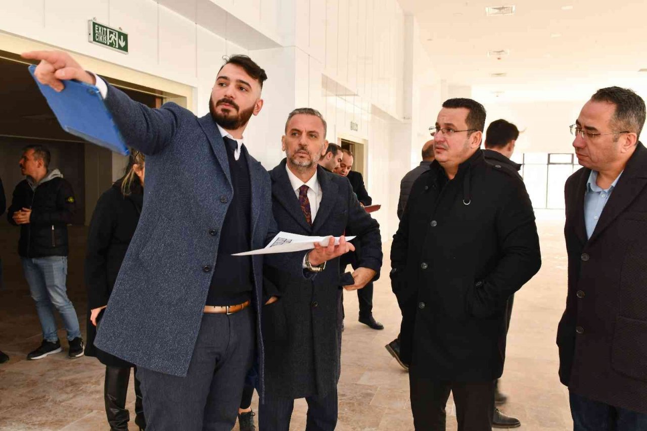 Mustafakemalpaşa’ya dev kütüphane