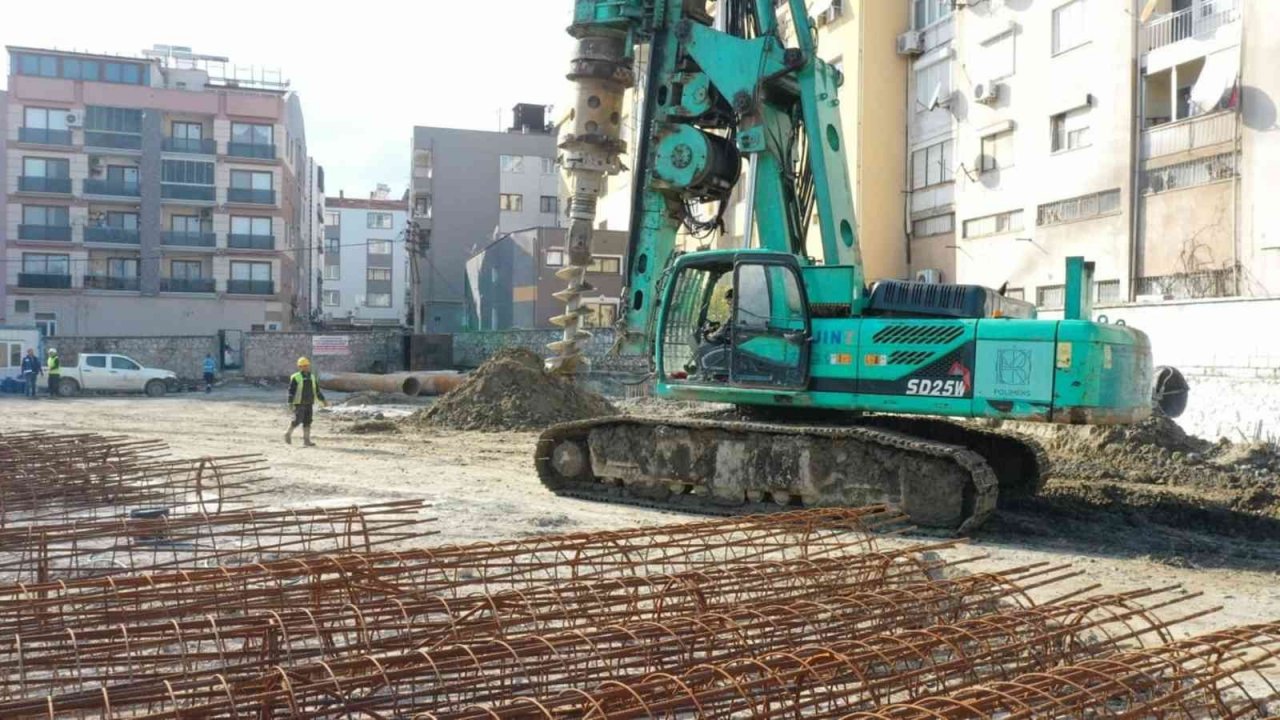 Söke Otoparkı’nın yapımı tüm hızıyla devam ediyor