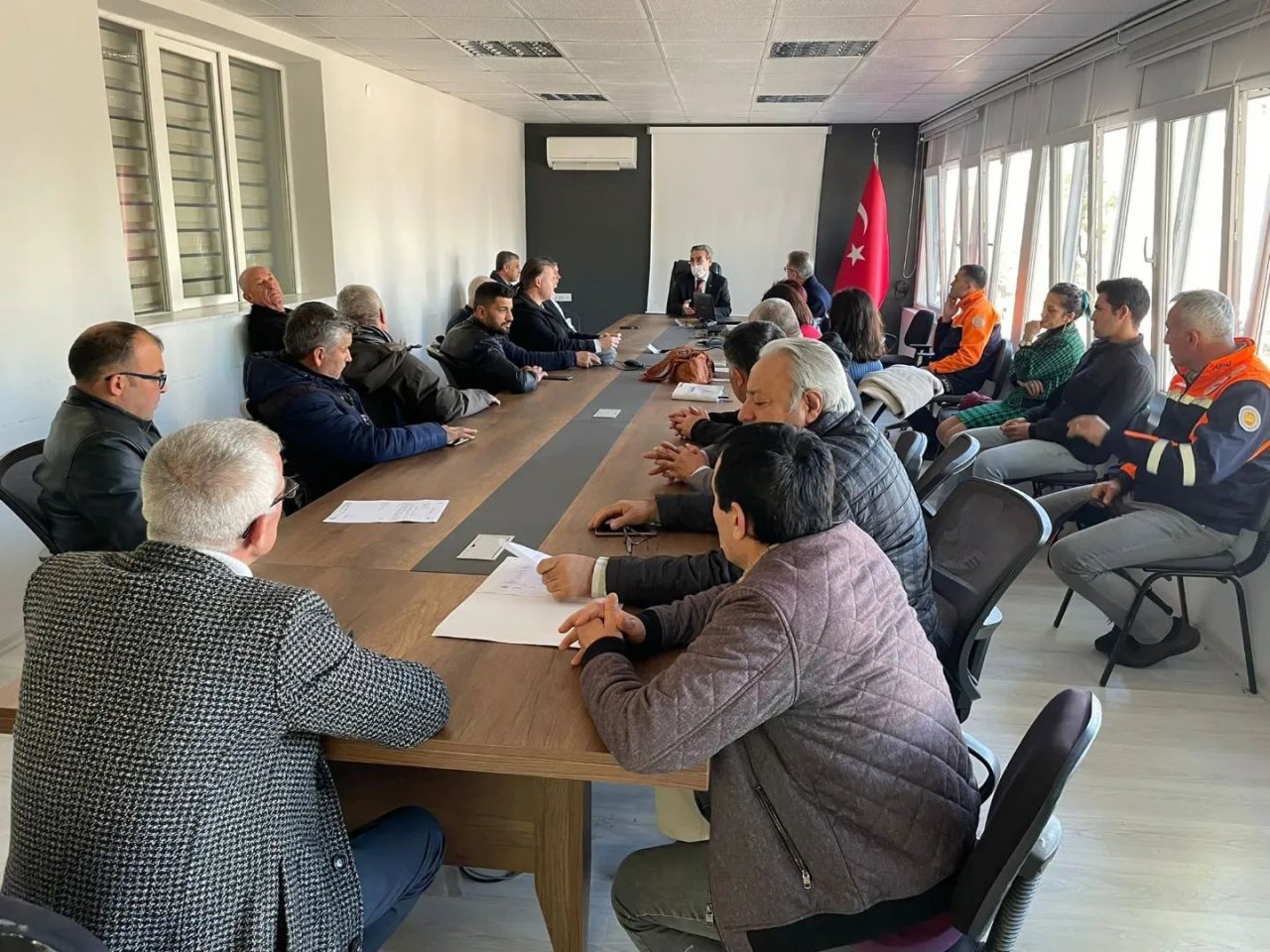 Yeni yılın ilk muhtarlar toplantısı Kuşadası’nda yapıldı