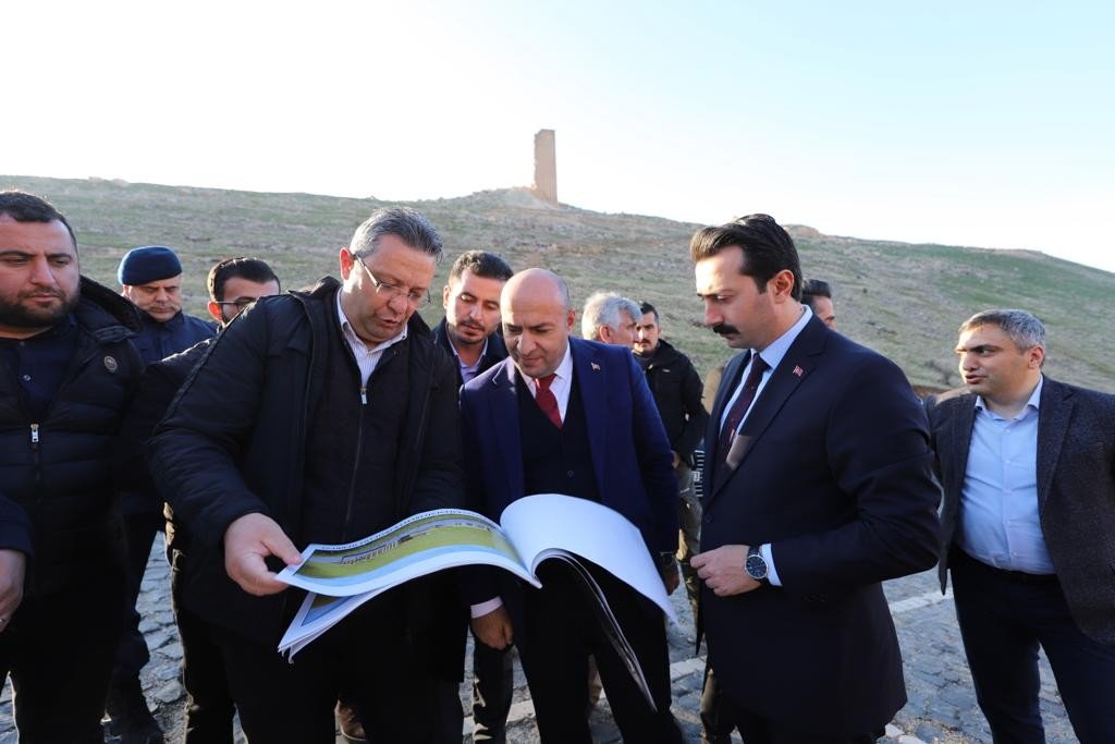 Zerzevan Kalesi’nde “Ziyaretçi Karşılama Merkezi” inşa ediliyor