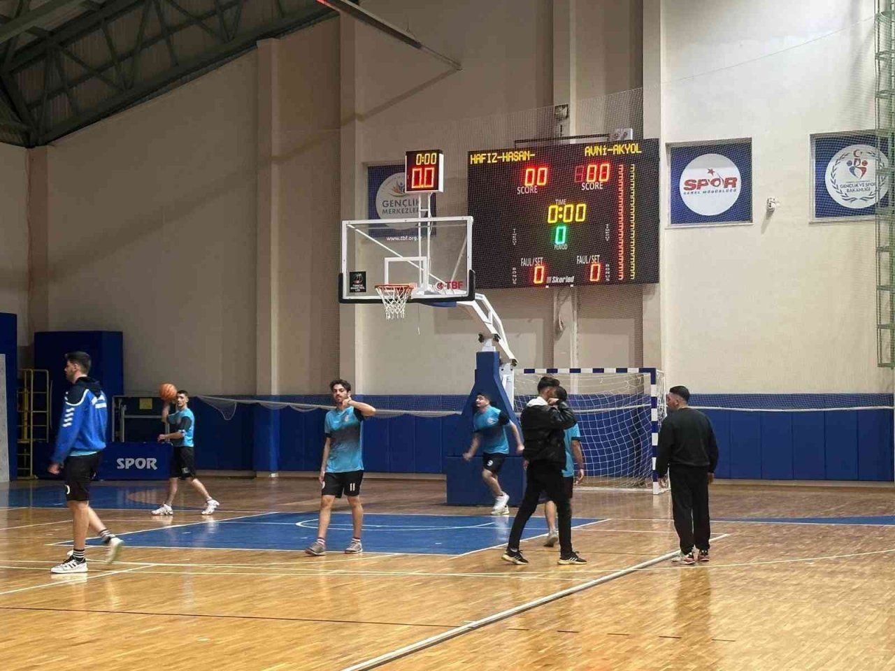 Yurtlar arası basketbol turnuvası başladı