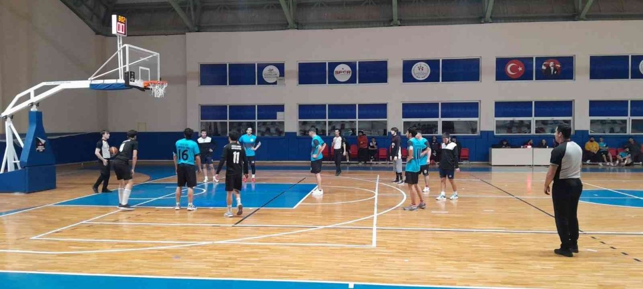 Yurtlar arası basketbol turnuvası başladı