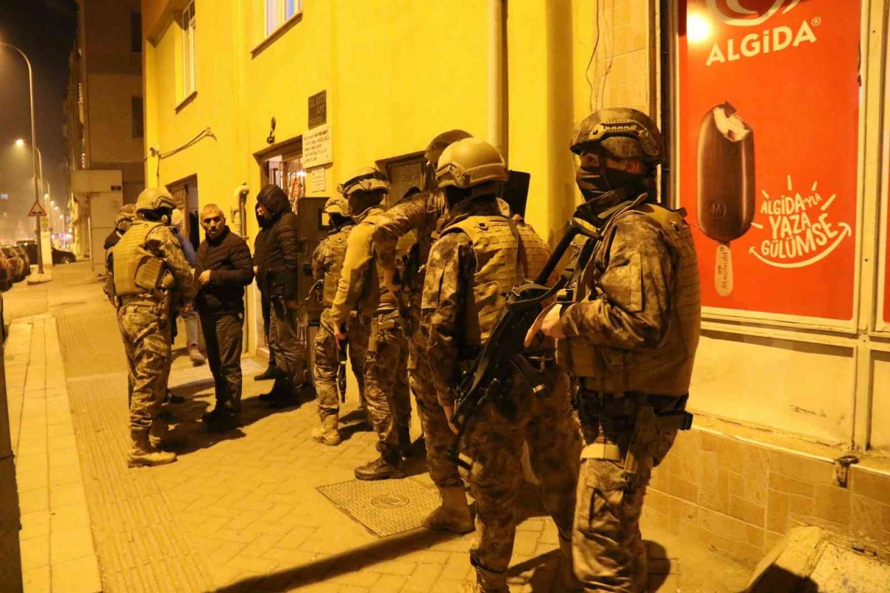 26 yaşındaki genci ağır yaralayan şüpheli özel harekât destekli operasyonla yakalandı