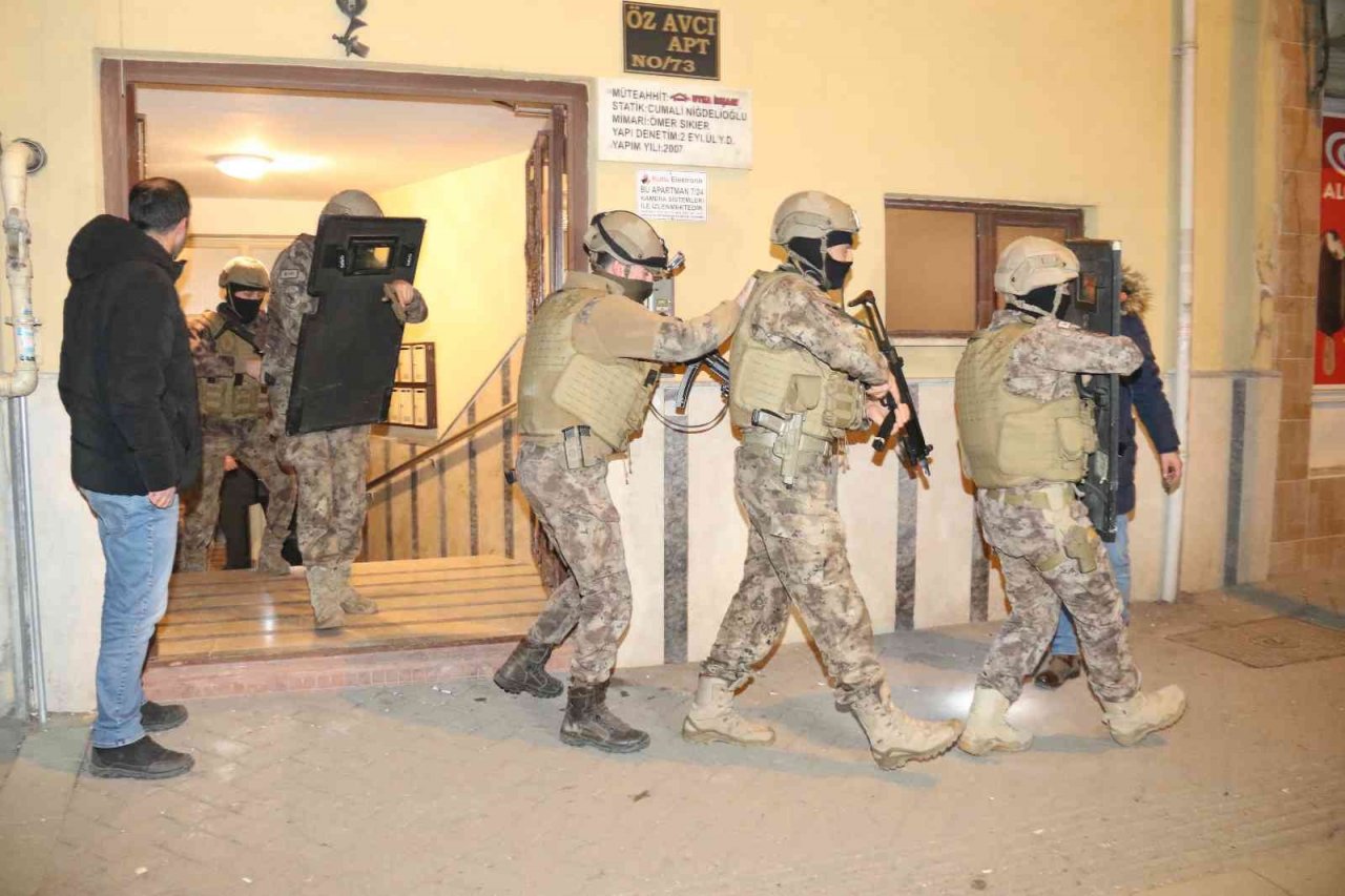 26 yaşındaki genci ağır yaralayan şüpheli özel harekât destekli operasyonla yakalandı