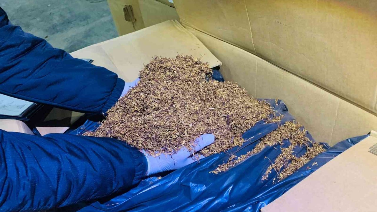 Yeni yılın ilk büyük kaçak tütün yakalaması İzmir’den
