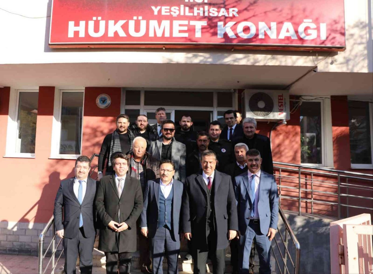 Vali Çiçek’ten Yeşilhisar’da hem açılış hem ziyaret