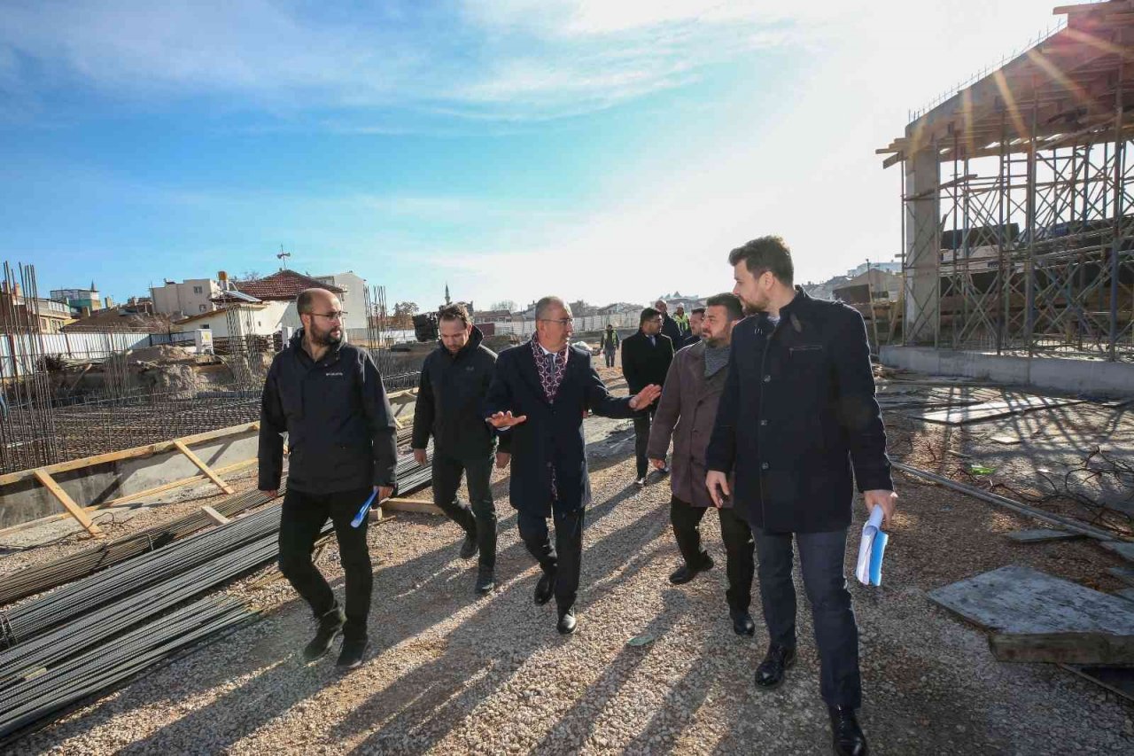 Başkan Kavuş: “Şükran, şehrin en nadide ve güzel yerlerinden olacak”