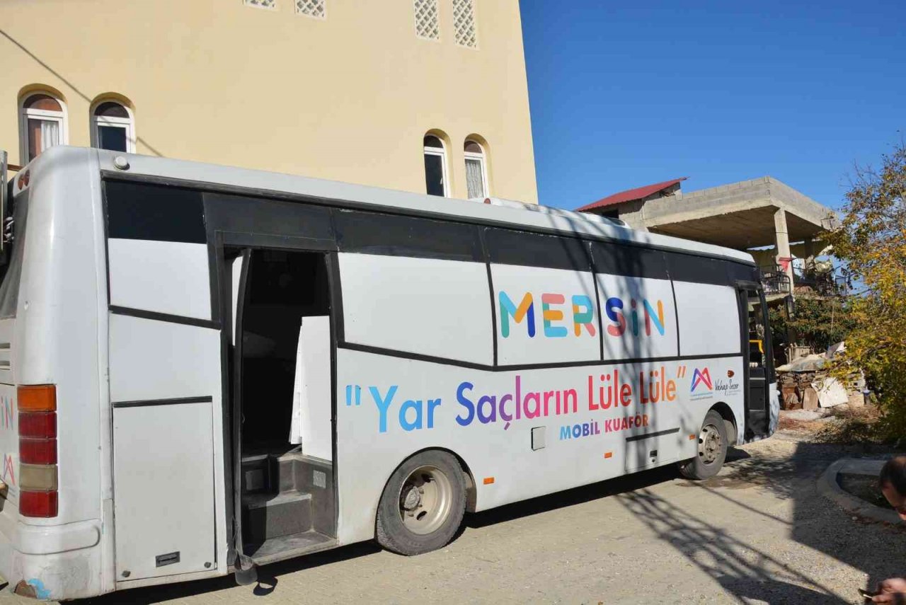 Mersin’de kırsal mahallelere ’kuaför’ hizmeti