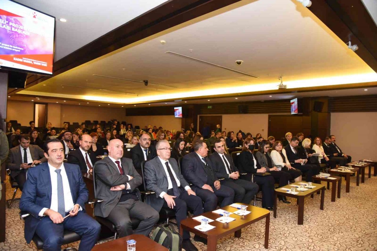 Sanayide Kadın Eli Projesi’nin lansmanı GSO’da yapıldı