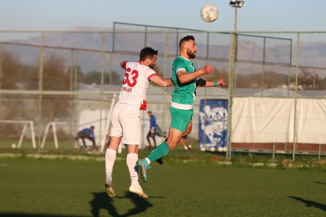 Efeler 09 SFK: 5 - Gümüşhanespor: 1