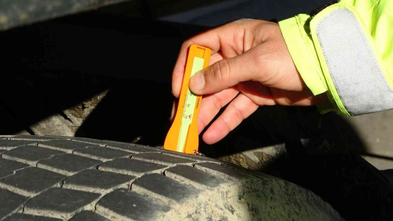 Ordu’da ticari araçlara kış lastiği denetimi