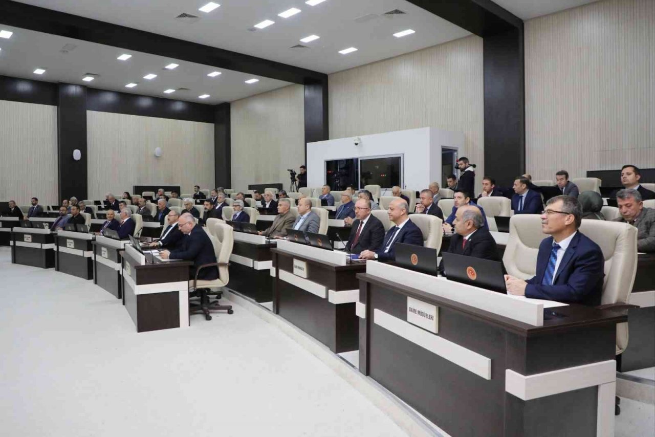 İGM, 2023 yılının ilk toplantısını vali başkanlığında yaptı