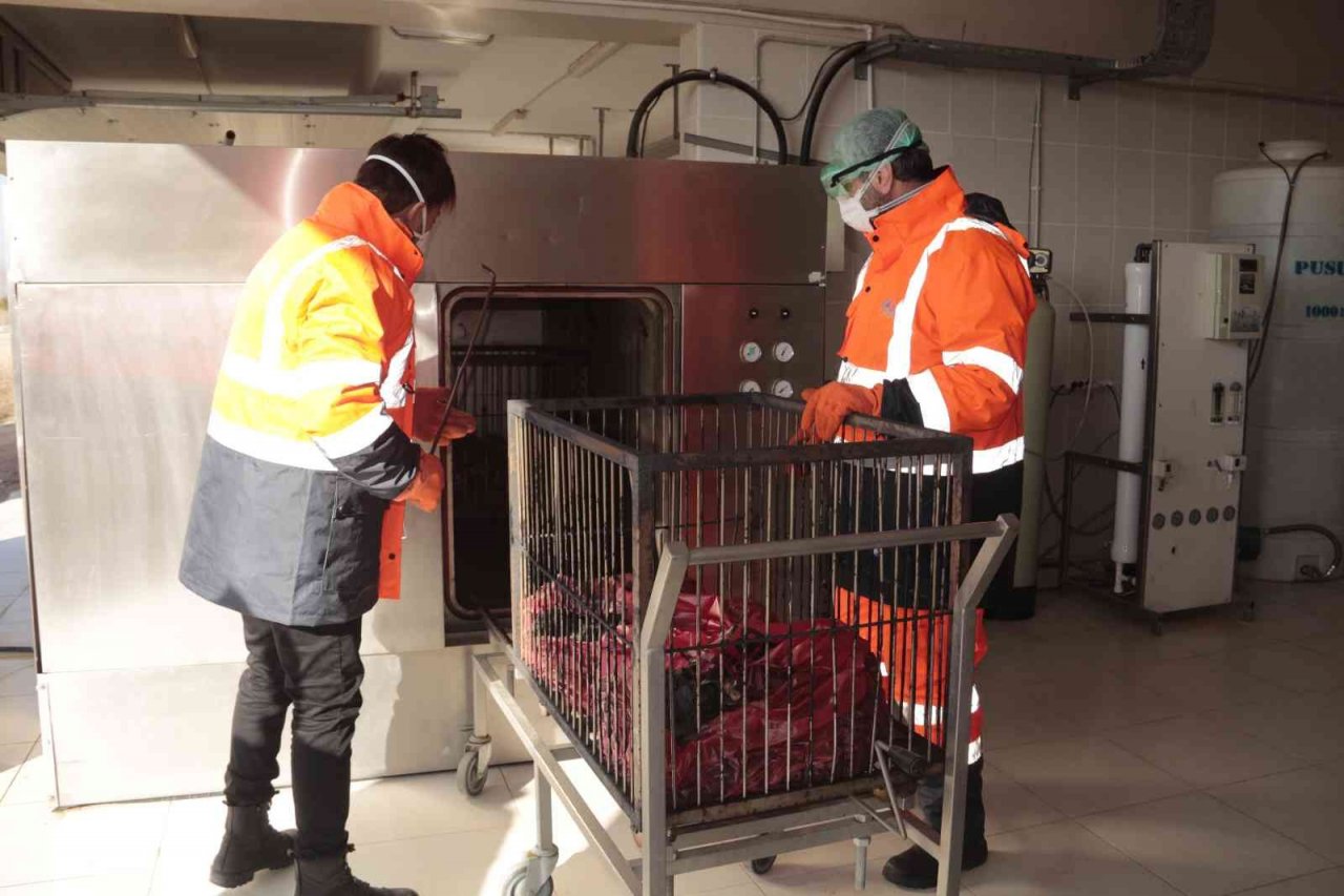 Çöplerden bir şehrin enerjisini karşılıyorlar