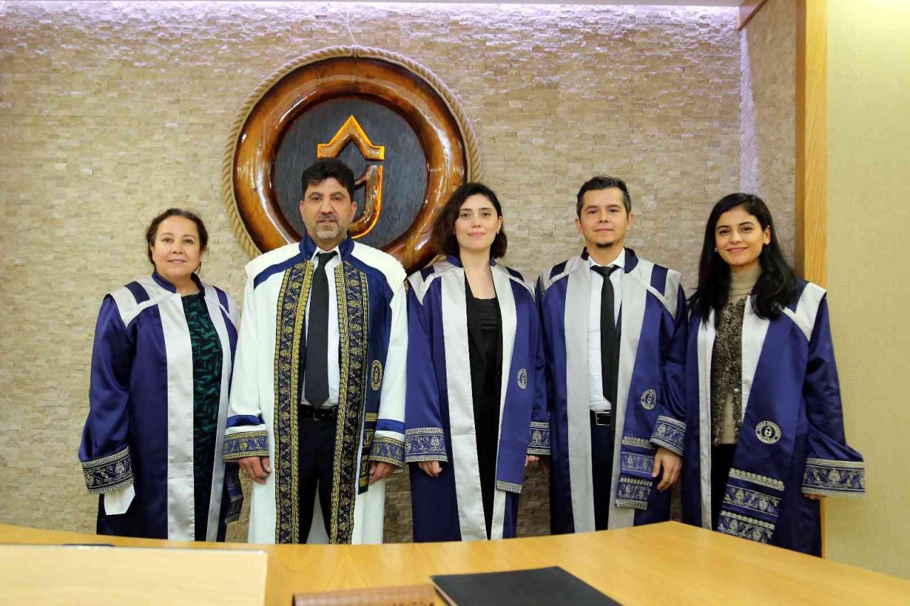 ADÜ’de doçentlik deneme dersleri devam ediyor